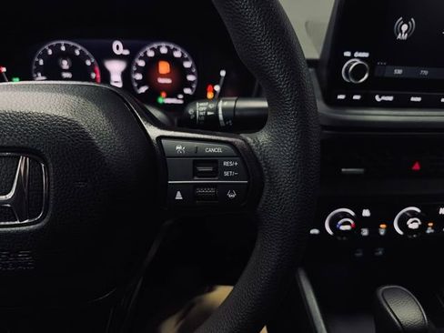 Used 2024 Honda Accord EX image 23