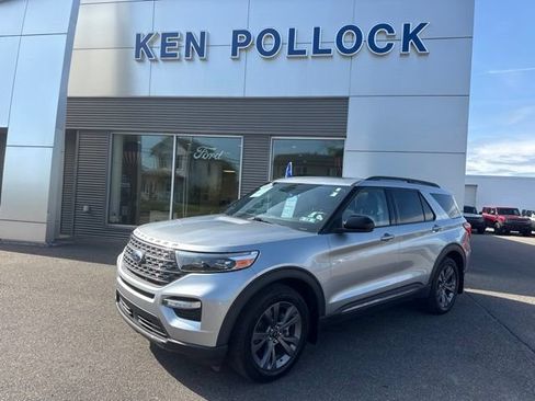 Certified 2023 Ford Explorer XLT w/ Equipment Group 202A AWD/4WD image 2