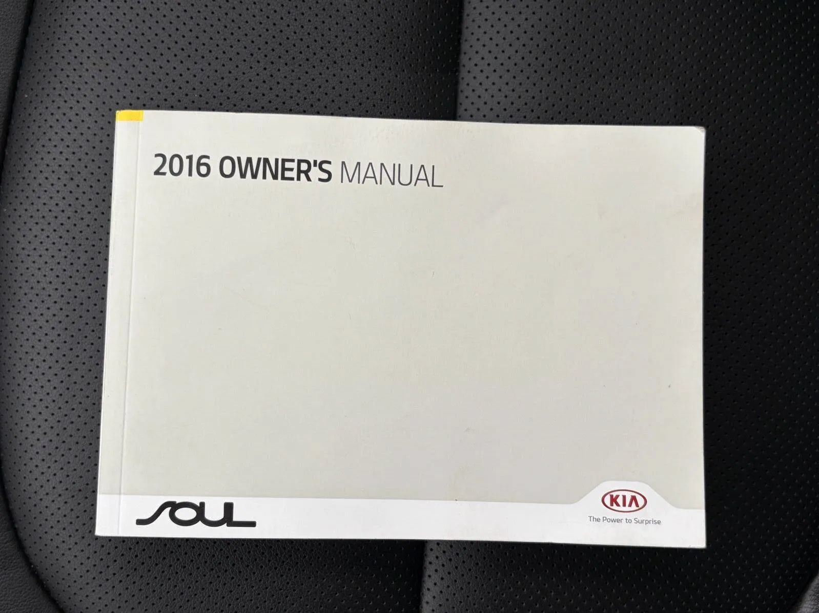 Used 2016 Kia Soul + w/ Primo Package FWD image 28