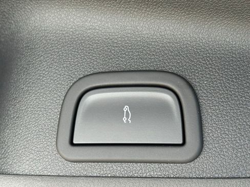New 2026 Chevrolet Traverse High Country AWD/4WD image 32