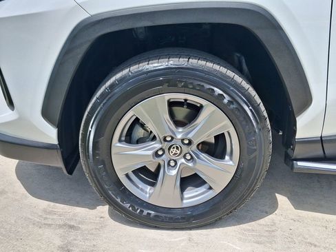 Used 2024 Toyota RAV4 XLE w/ Convenience Package image 3