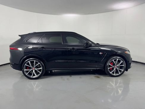 Used 2023 Jaguar F-PACE SVR AWD/4WD image 5