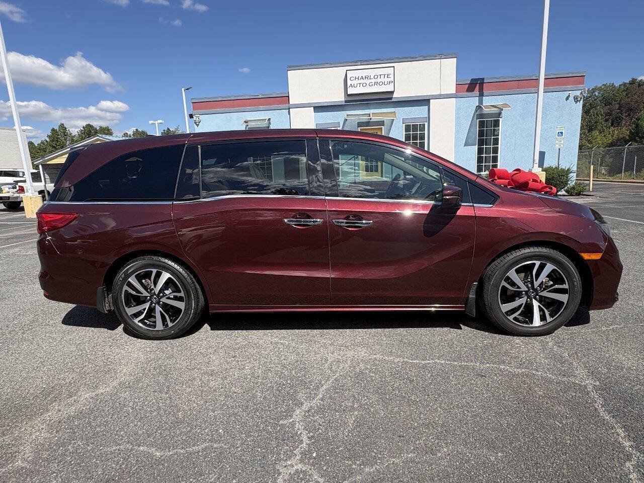 Used 2020 Honda Odyssey Elite image 8