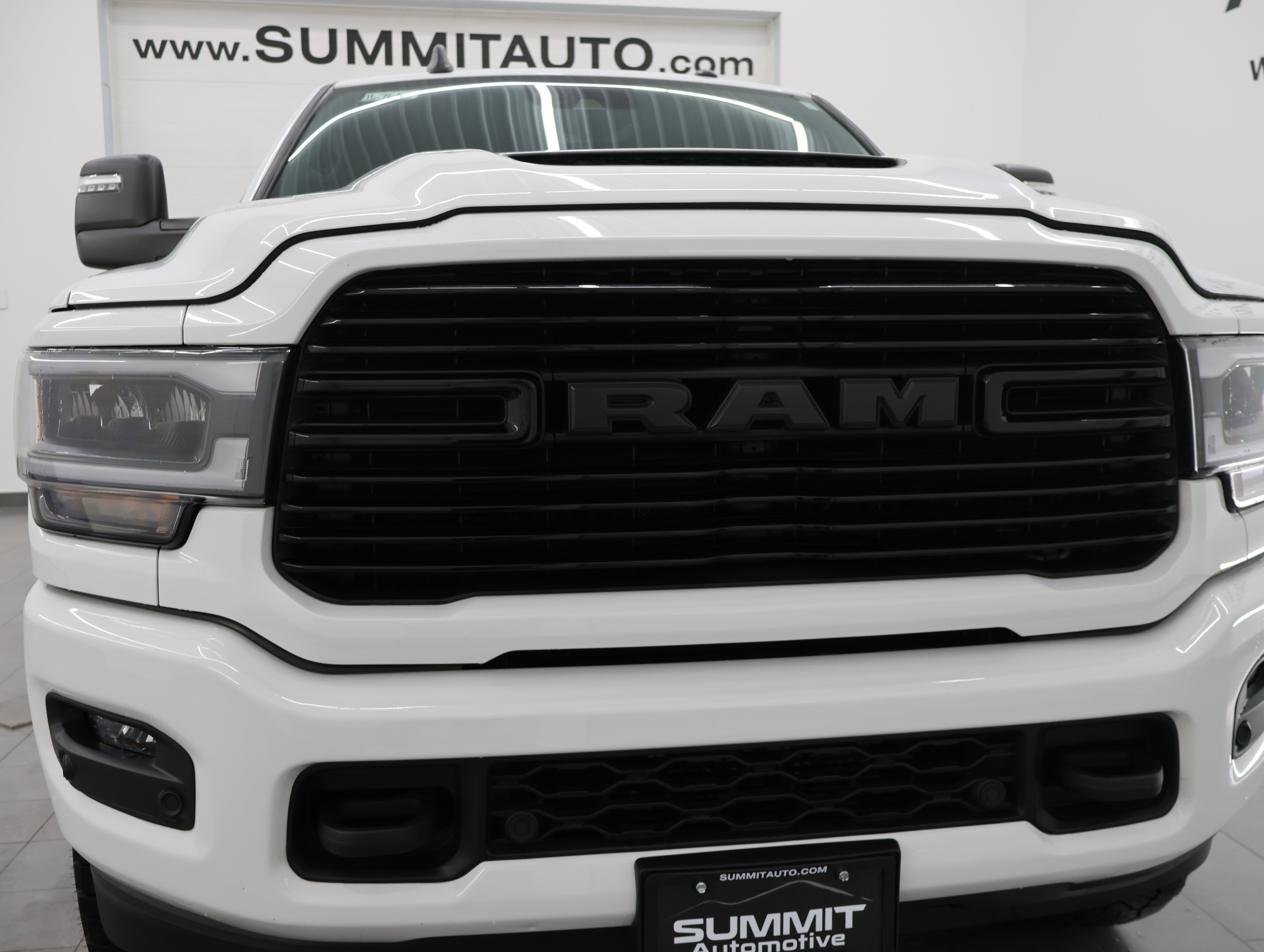 Used 2023 RAM 3500 Laramie w/ Night Edition AWD/4WD image 22