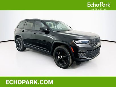 Used 2023 Jeep Grand Cherokee Limited w/ Black Appearance Package