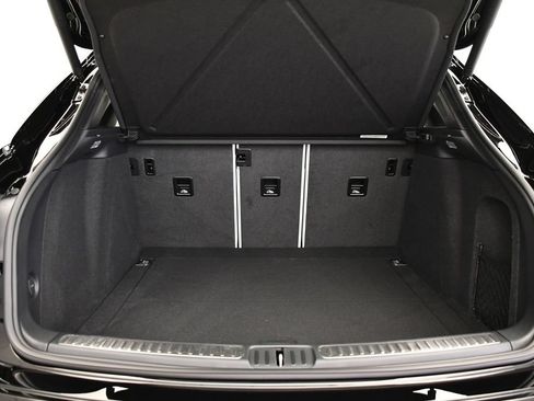 Certified 2026 Porsche Macan Turbo AWD/4WD image 57