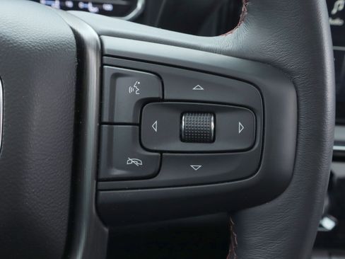 Used 2024 GMC Sierra 2500 AT4X image 18