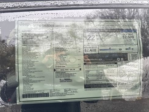 New 2025 Jeep Grand Cherokee Limited w/ Black Appearance Package image 31