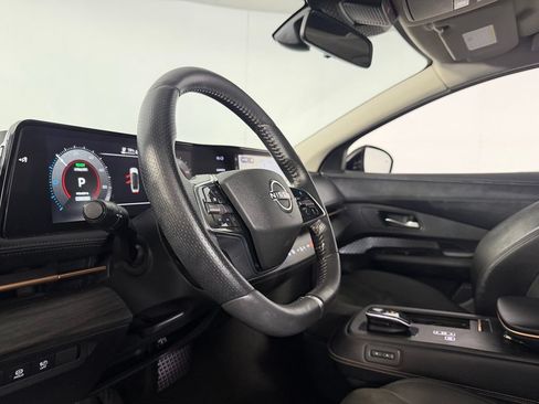 Used 2023 Nissan Ariya FWD image 20