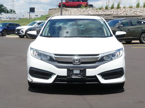 Used 2018 Honda Civic LX image 3