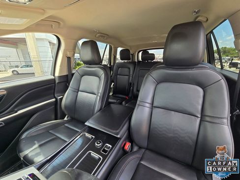 Used 2023 Lincoln Aviator 2WD image 28