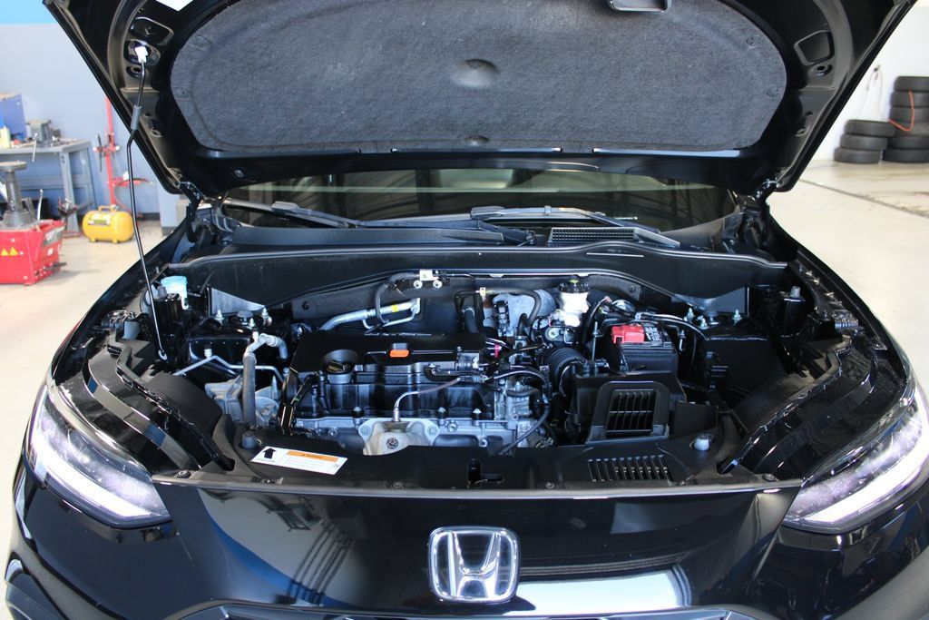 Used 2024 Honda HR-V Sport image 9