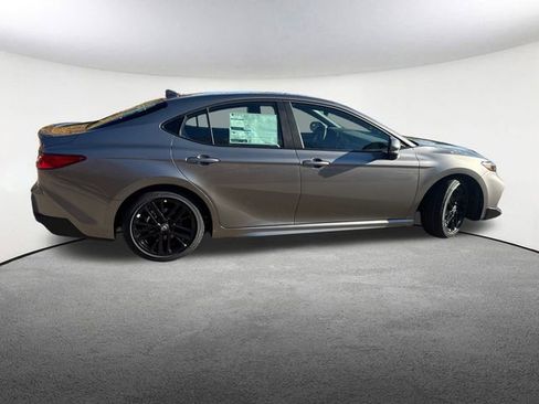 New 2026 Toyota Camry SE FWD image 11