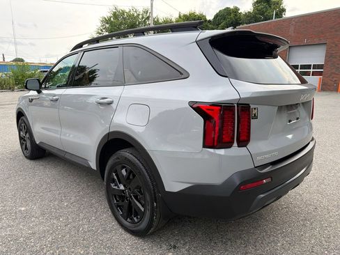 Certified 2023 Kia Sorento S w/ Panoramic Sunroof Package AWD/4WD image 4
