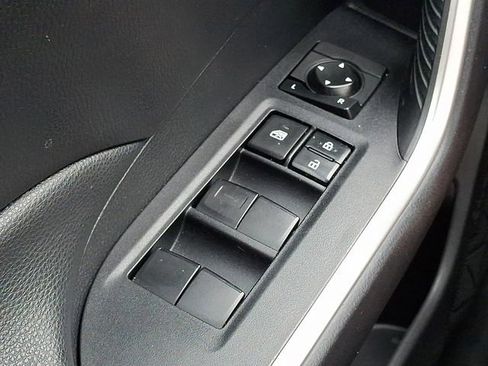 Used 2019 Toyota RAV4 LE w/ All Weather Liner Package AWD/4WD image 25