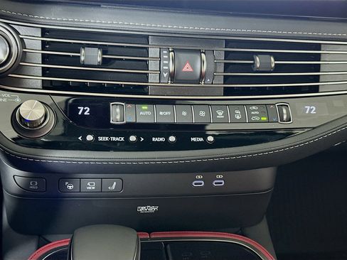 Used 2026 Lexus LS 500 AWD w/ Accessory Package (2T) image 16