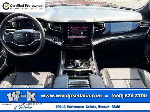 Certified 2022 Jeep Wagoneer Series III w/ Premium Group I AWD/4WD image 45