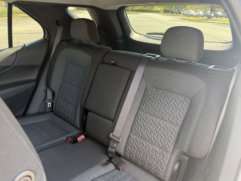 Used 2022 Chevrolet Equinox LT image 26