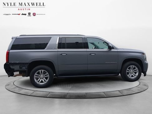 Used 2020 Chevrolet Suburban LT image 17