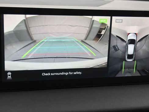 New 2026 Nissan Sentra SR w/ SR Premium Package FWD image 10
