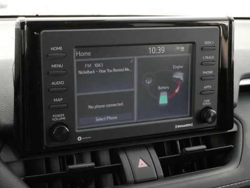 Used 2021 Toyota RAV4 XLE image 23