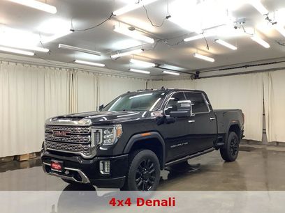 Used 2022 GMC Sierra 2500 Denali w/ Denali Black Diamond Edition