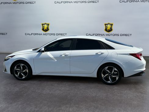 Used 2023 Hyundai Elantra Limited FWD image 8