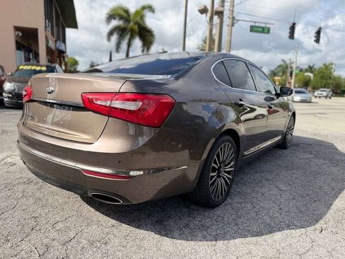 Used 2014 Kia Cadenza Premium w/ Technology Package FWD image 5