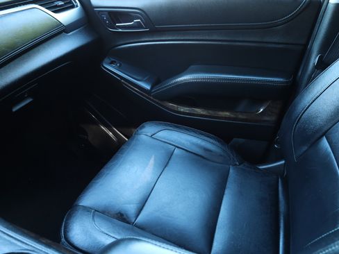 Used 2017 Chevrolet Tahoe LT image 11