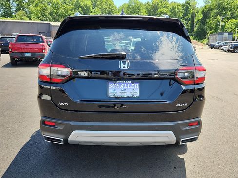 Used 2023 Honda Pilot Elite image 5