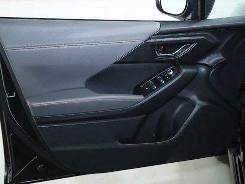 Certified 2024 Subaru Crosstrek 2.5i Limited w/ Crosstrek Mirror Package AWD/4WD image 15