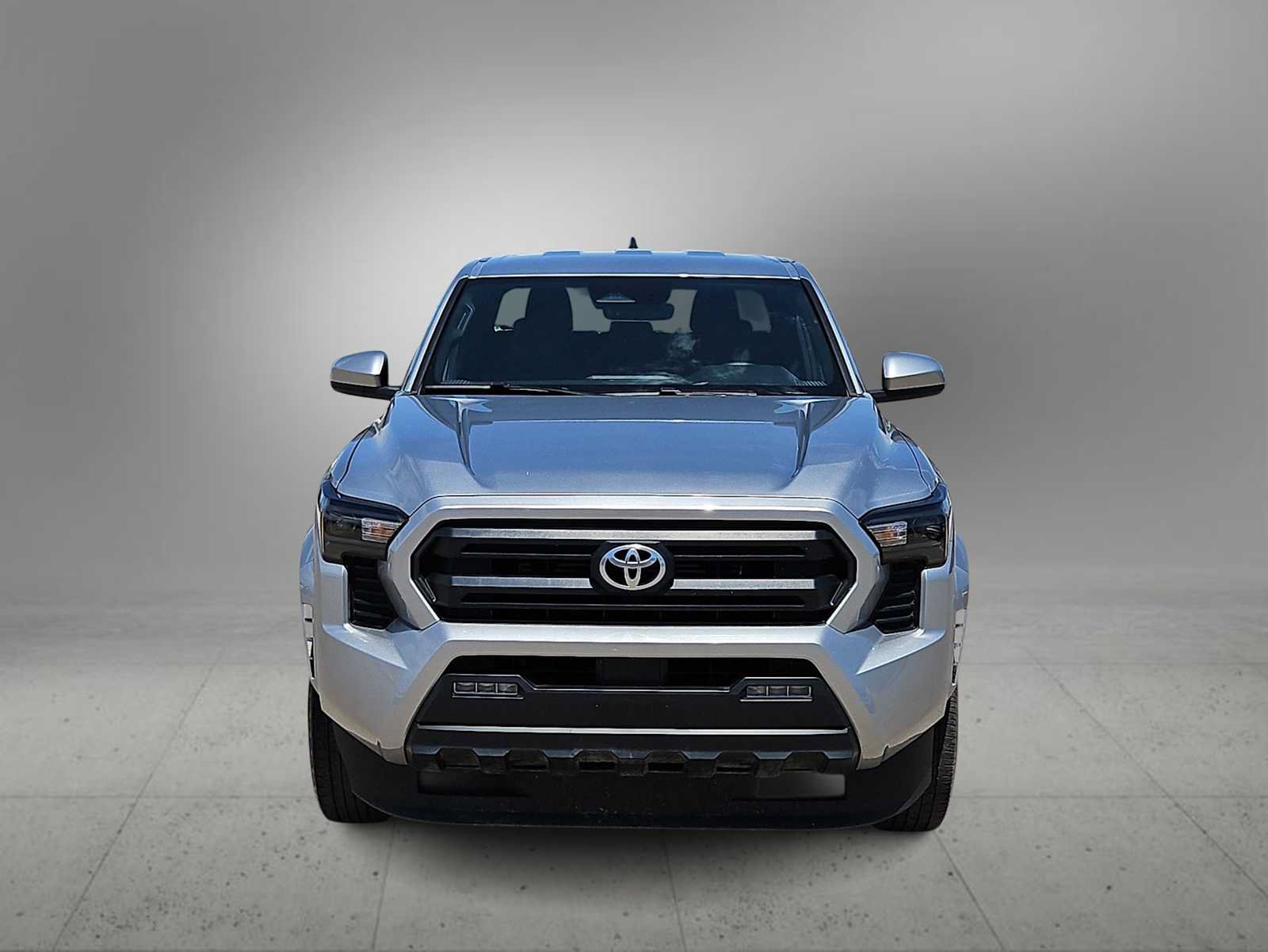 Used 2024 Toyota Tacoma SR5 RWD image 3