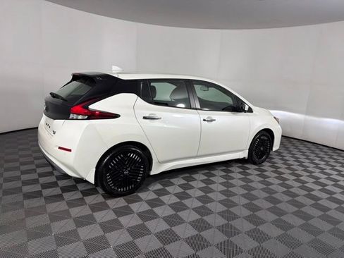 Used 2024 Nissan Leaf SV Plus FWD image 20