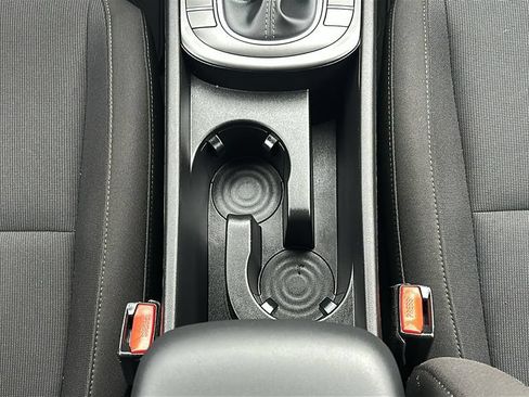 Used 2026 Hyundai Kona SE FWD image 28