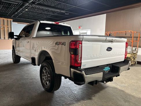 Used 2024 Ford F250 Lariat AWD/4WD image 7