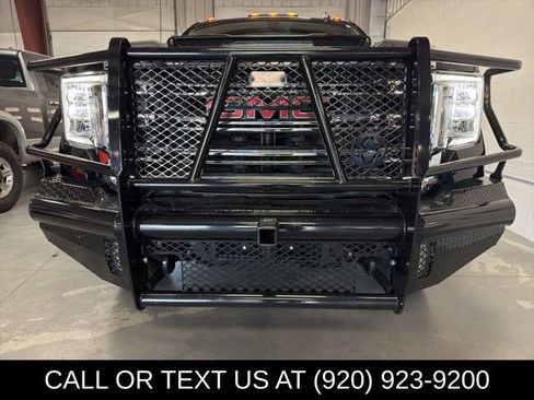 Used 2022 GMC Sierra 2500 SLE w/ SLE Convenience Package AWD/4WD image 2