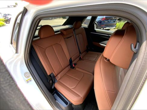 Certified 2023 Audi Q3 2.0T Premium Plus w/ Premium Plus Package AWD/4WD image 18