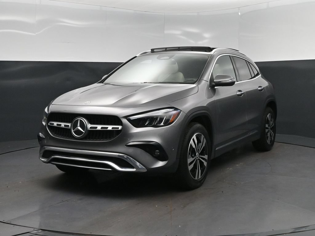 Used 2025 Mercedes-Benz GLA 250 image 4