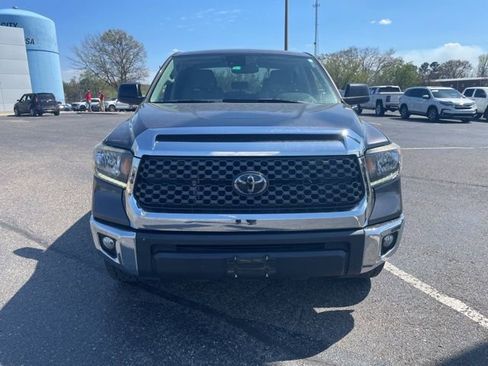 Used 2021 Toyota Tundra SR5 w/ SR5 Leather Package image 11