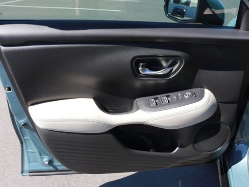 Certified 2024 Honda HR-V EX-L image 9