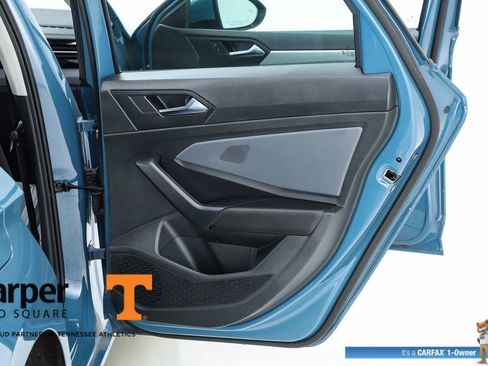 Used 2025 Volkswagen Jetta SE w/ Sunroof Package FWD image 30