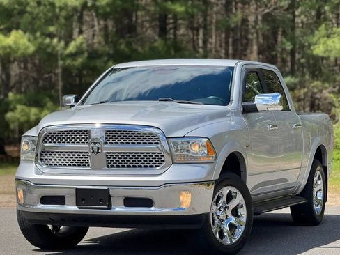 Used 2016 RAM 1500 Laramie w/ Convenience Group AWD/4WD image 1