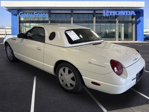 Used 2002 Ford Thunderbird RWD image 3
