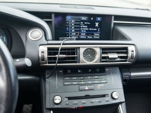 Used 2016 Lexus IS 300 AWD w/ F Sport Package image 31