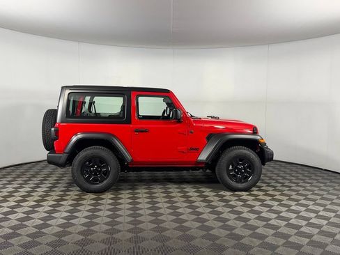 Used 2024 Jeep Wrangler Sport AWD/4WD image 7