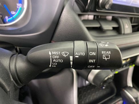 Certified 2021 Toyota RAV4 SE w/ Weather & Moonroof Package image 17