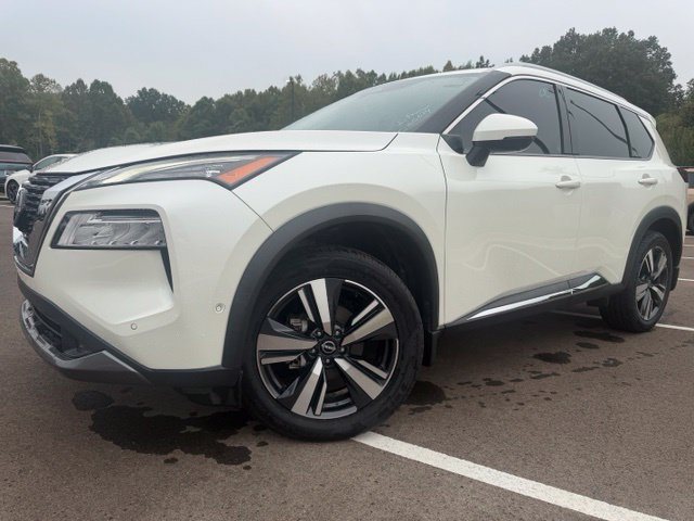 Used 2022 Nissan Rogue SL w/ SL Premium Package FWD image 6