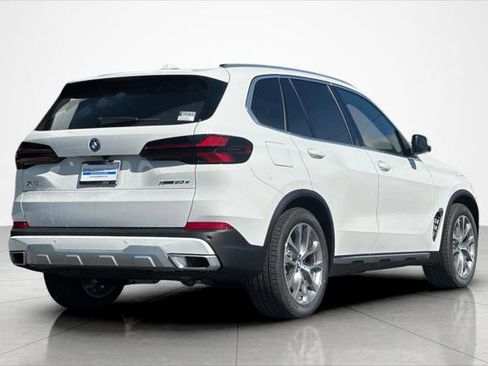 New 2026 BMW X5 xDrive50e w/ Executive Package image 5