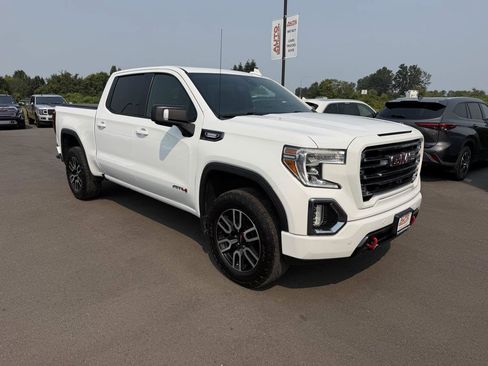 Used 2021 GMC Sierra 1500 AT4 w/ AT4 Value Package AWD/4WD image 2