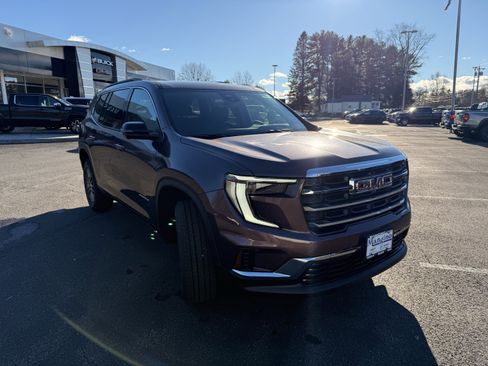 New 2026 GMC Acadia Elevation image 7